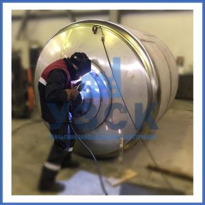 Купить баки и ёмкости из нержавеющей стали от завода УЗСК в Пятигорске